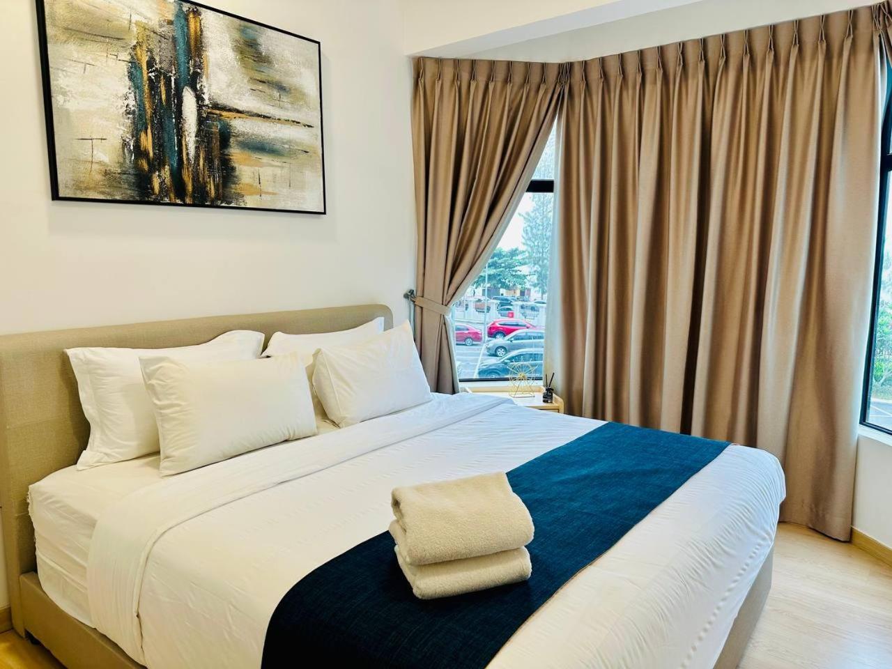 Mutiara Melaka Beach Resort By Glex Tangga Batu Extérieur photo