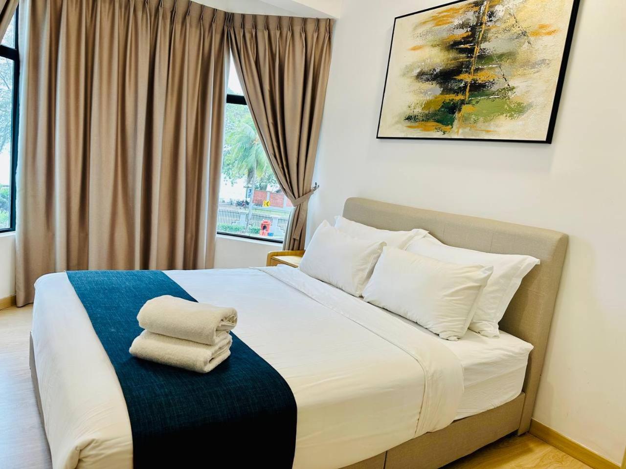 Mutiara Melaka Beach Resort By Glex Tangga Batu Extérieur photo